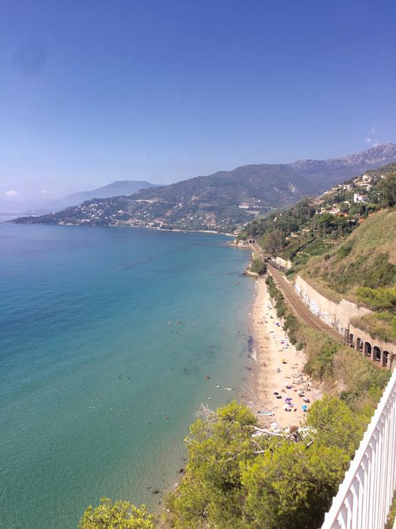 Casa Calandre Mare Lägenhet Ventimiglia Exteriör bild