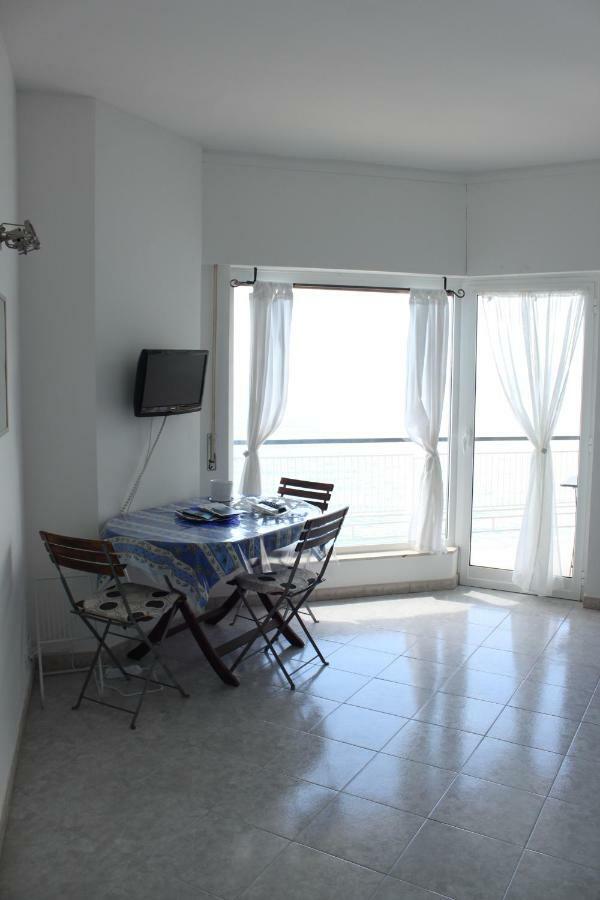 Casa Calandre Mare Lägenhet Ventimiglia Exteriör bild